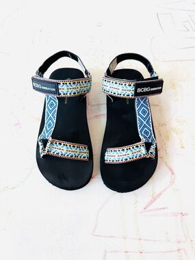 BCBG Generation Woven Strap  Sandal Multicolor - Size 6